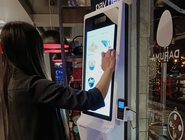 restaurant self-ordering kiosk with AI